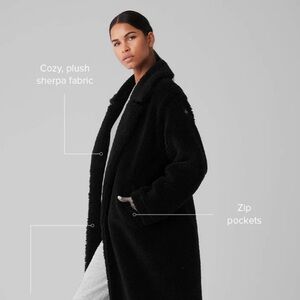 Alo Sherpa trench
